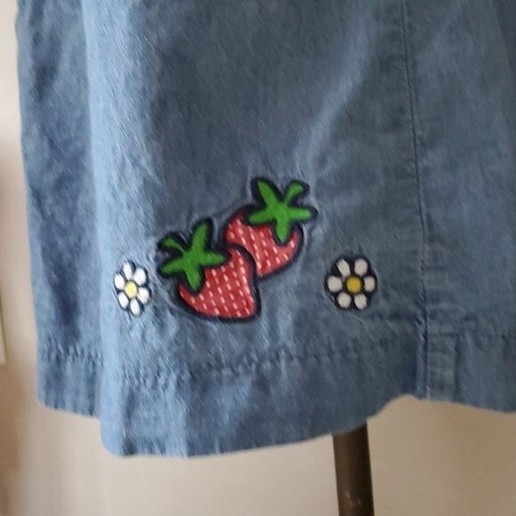 Vintage Strawberry skirt with pockets!  Juniors size 11 - Picture 2 of 7
